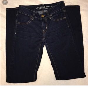 American Eagle women’s dark wash jegging